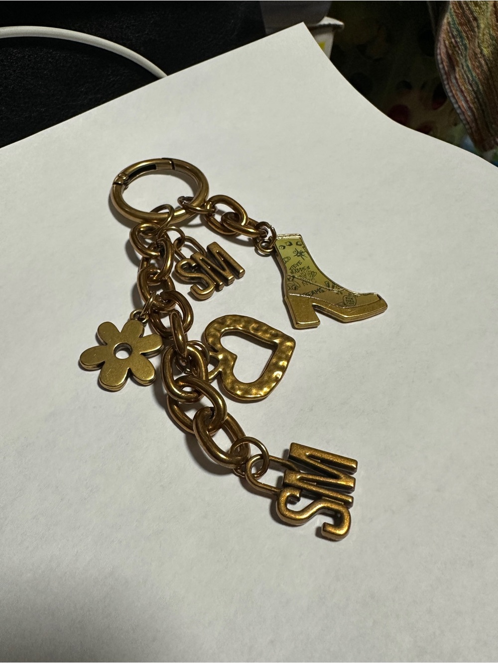 Steve Madden Gold Charm Keychain with Heart, Flower & Boot Charms - Picture 4 of 7
